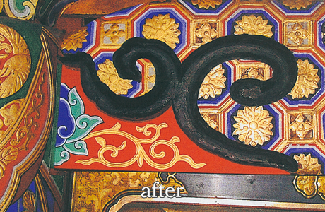 剥落止め工事　長押虹梁部分の彩色補修　作業後