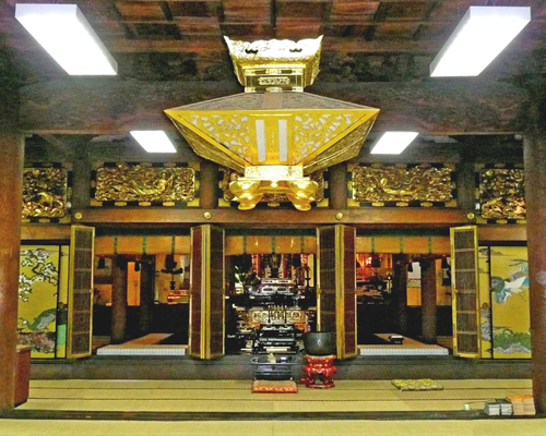 外陣正面修復前