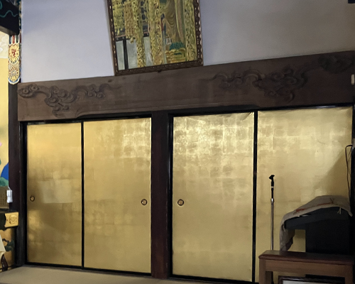 お内陣虹梁彩色前