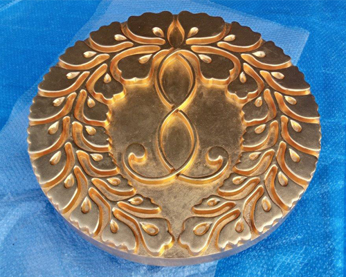 屋外用定紋金箔押し替え修復後