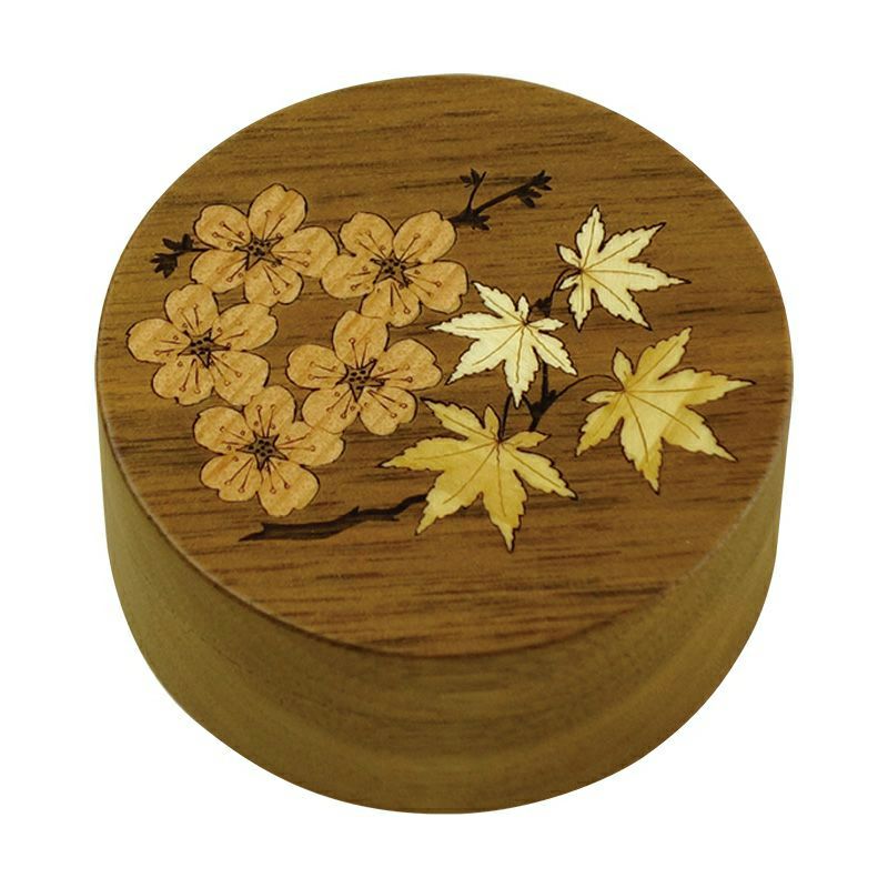 木象嵌香合 桜に紅葉（直径約5.4cm、直径約7.5cm 2種類）5517