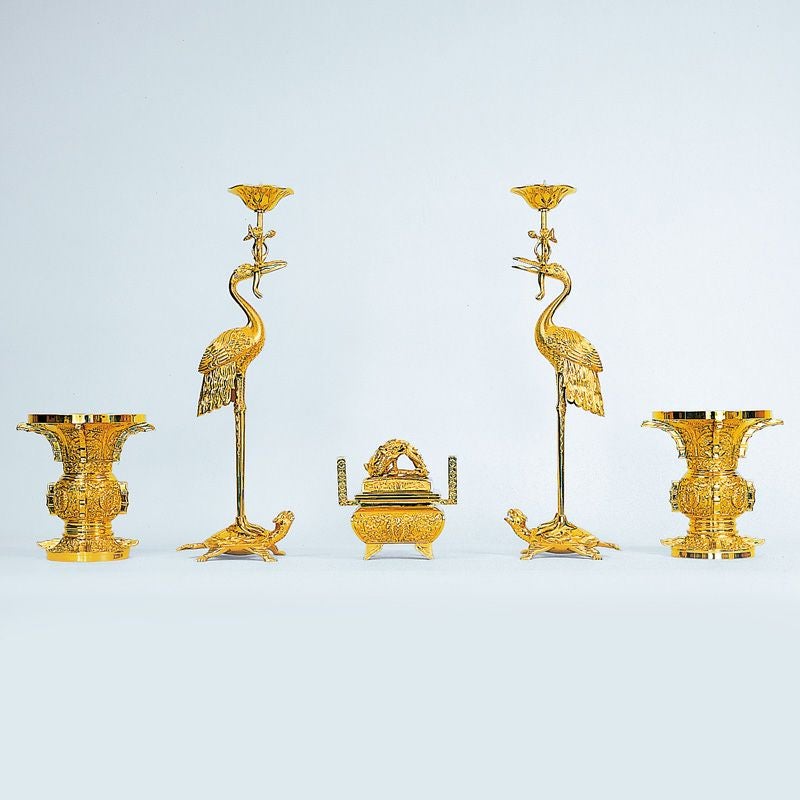 五具足 御本山御影堂様式 深彫入 真鍮製 磨き 花瓶口径24cm（佛光寺派