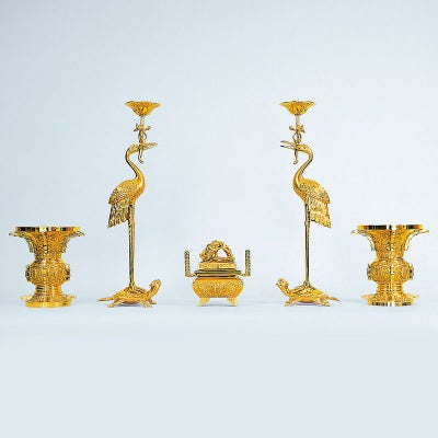 五具足 御本山御影堂様式 深彫入 真鍮製 磨き 花瓶口径24cm（佛光寺派）