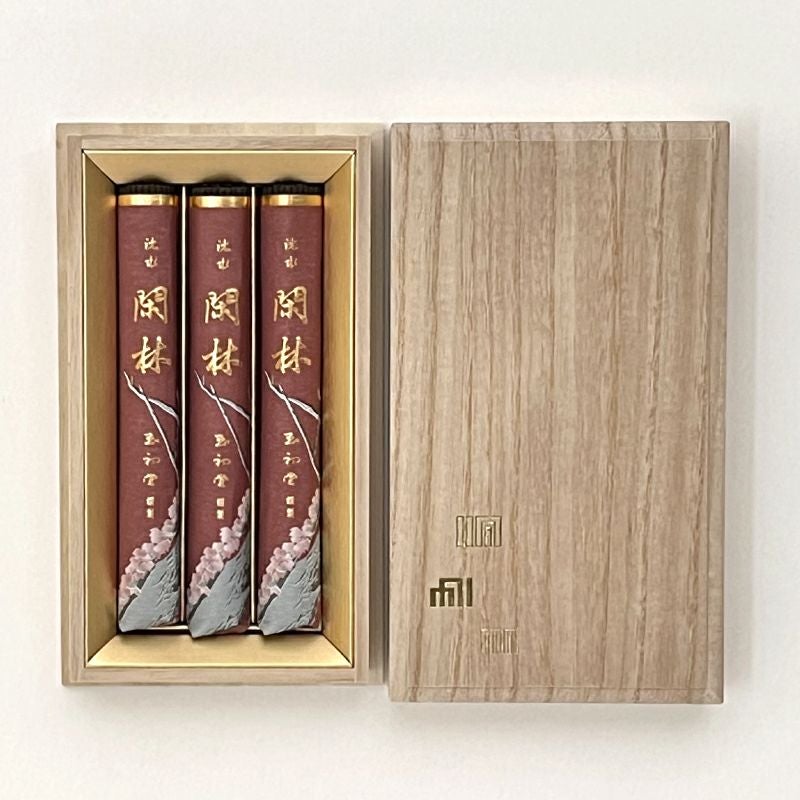 玉初堂 進物用線香 沈水閑林 短寸13.8cm 3把詰 桐箱入