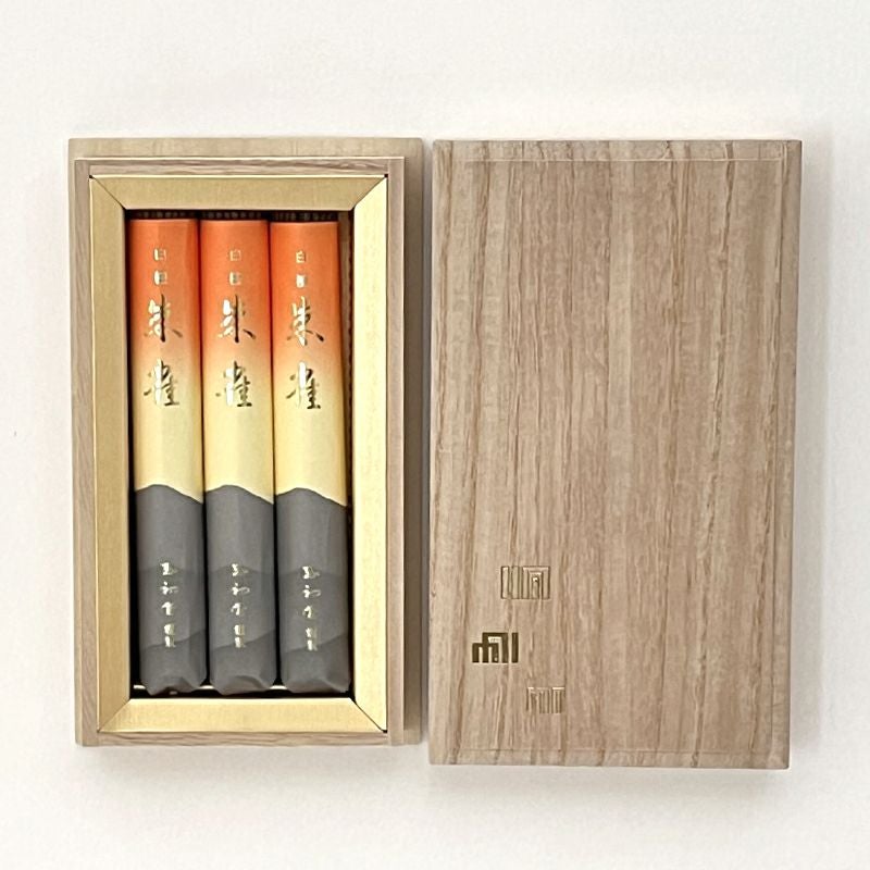 玉初堂 進物用線香 白檀朱雀 短寸13.8cm 3把詰 桐箱入