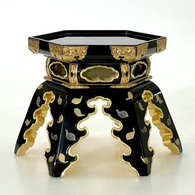 【アウトレット】雪見型仏器台 木製 本漆塗 散蓮蒔絵入 金具打 本願寺派 高さ21cm